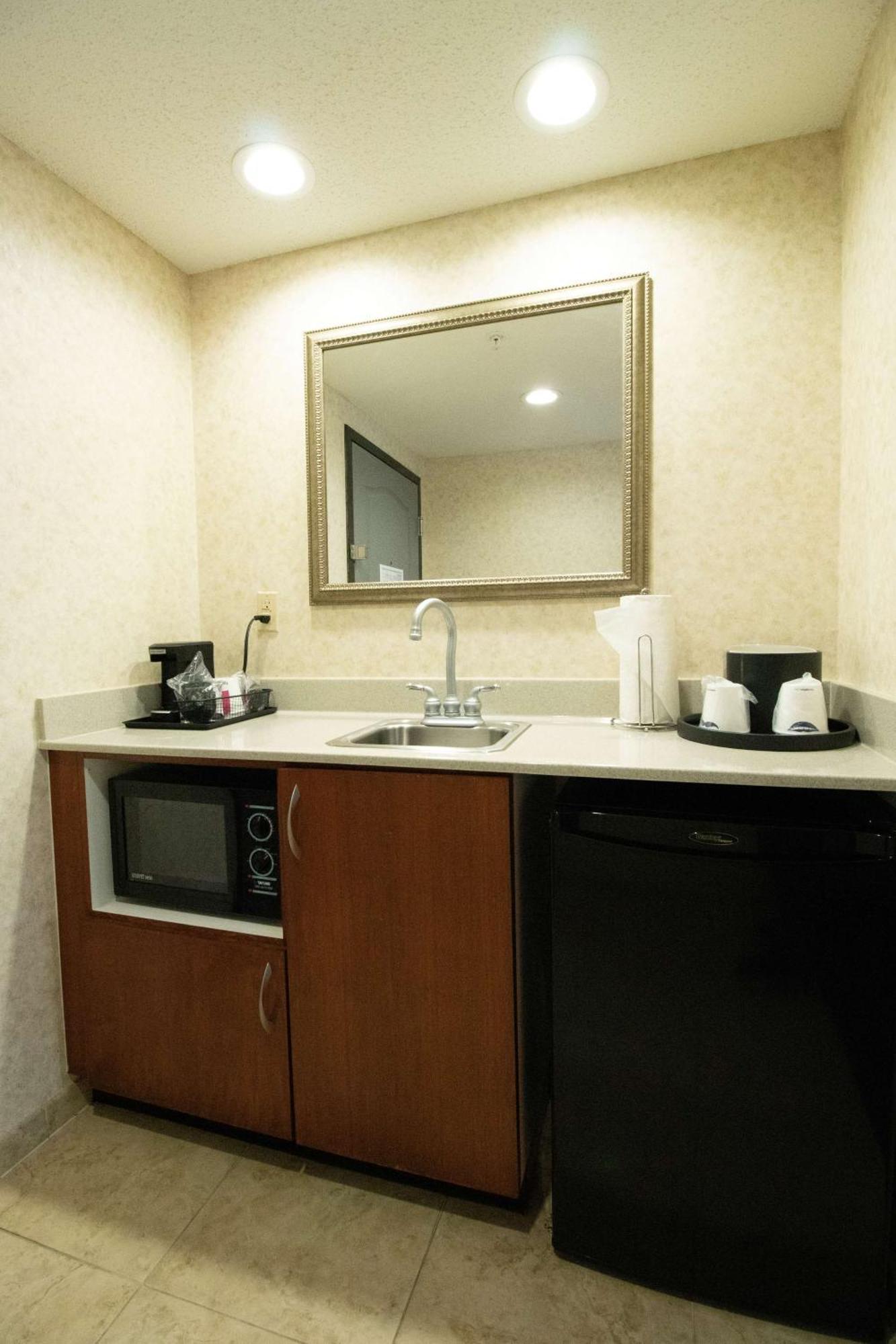 Hampton Inn & Suites Richmond/Virginia Center Glen Allen Buitenkant foto